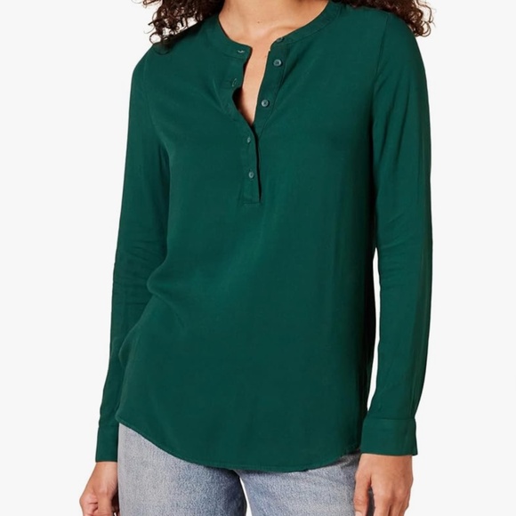 Tops - women's blouse